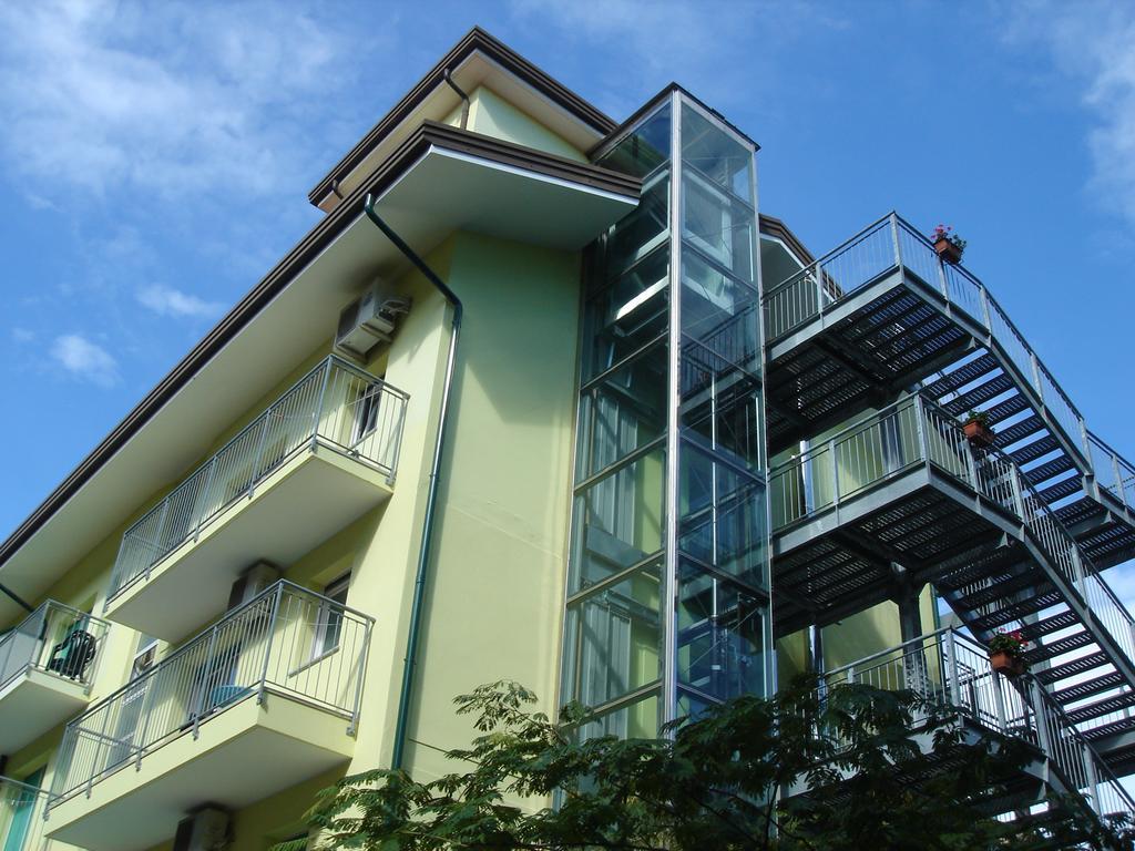 ליגננו סביאדורו Hotel Da Giovanna מראה חיצוני תמונה